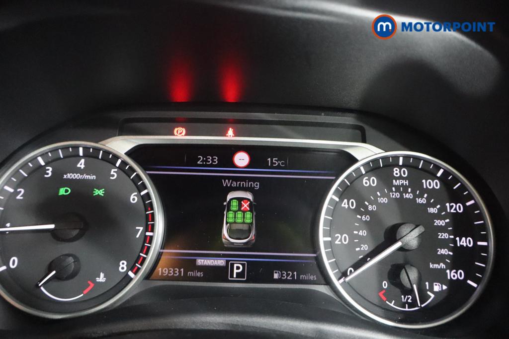 Nissan Juke N-Connecta Automatic Petrol SUV - Stock Number (1579054) - 5th supplementary image