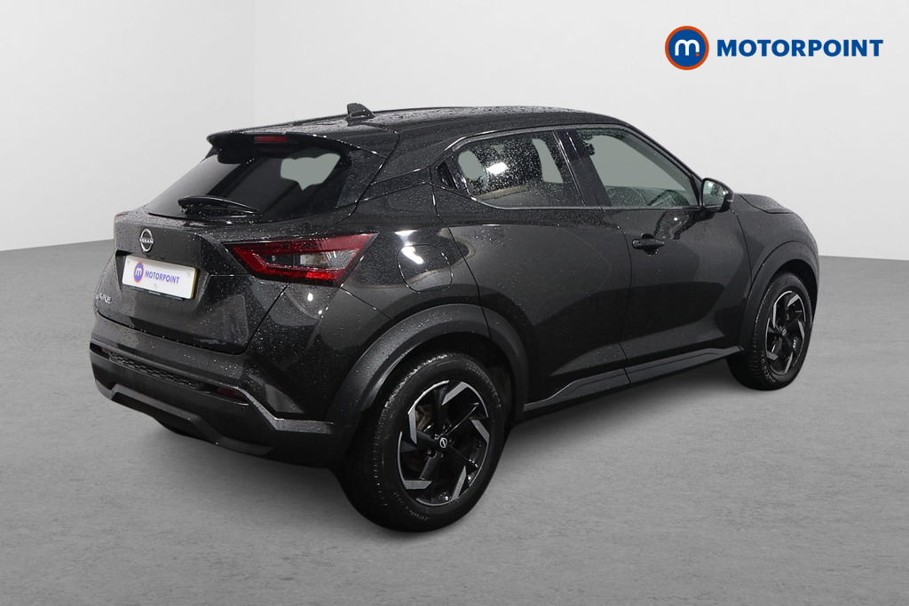 Nissan Juke N-Connecta Automatic Petrol SUV - Stock Number (1579054) - Drivers side rear corner