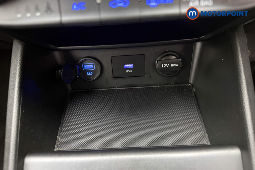 Hyundai Kona Se Connect Manual Petrol SUV - Stock Number (1579138) - 13th supplementary image