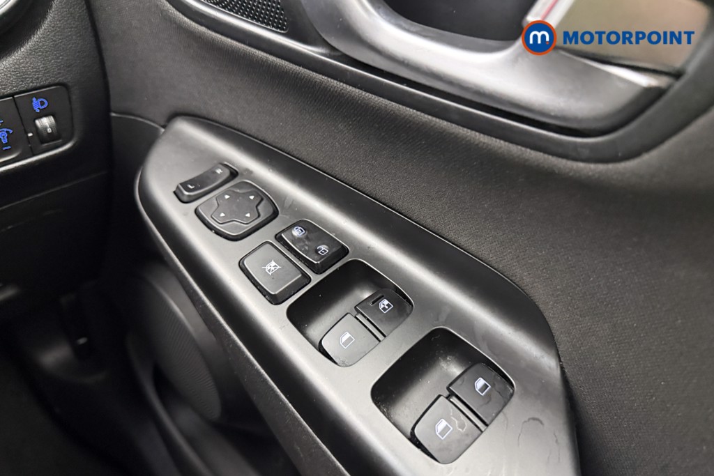 Hyundai Kona Se Connect Manual Petrol SUV - Stock Number (1579138) - 15th supplementary image