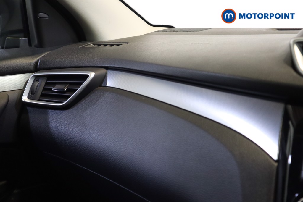 Nissan Qashqai Tekna Manual Petrol SUV - Stock Number (1579384) - 22nd supplementary image