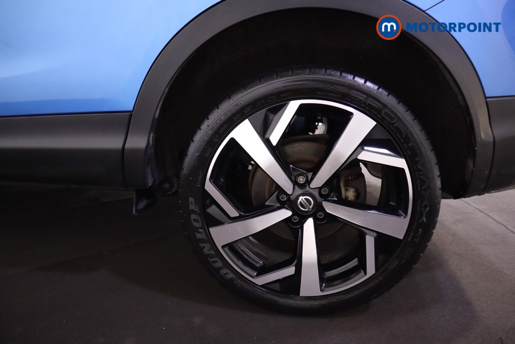 Nissan Qashqai Tekna Manual Petrol SUV - Stock Number (1579384) - 32nd supplementary image