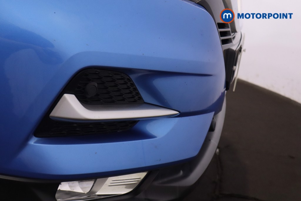 Nissan Qashqai Tekna Manual Petrol SUV - Stock Number (1579384) - 42nd supplementary image