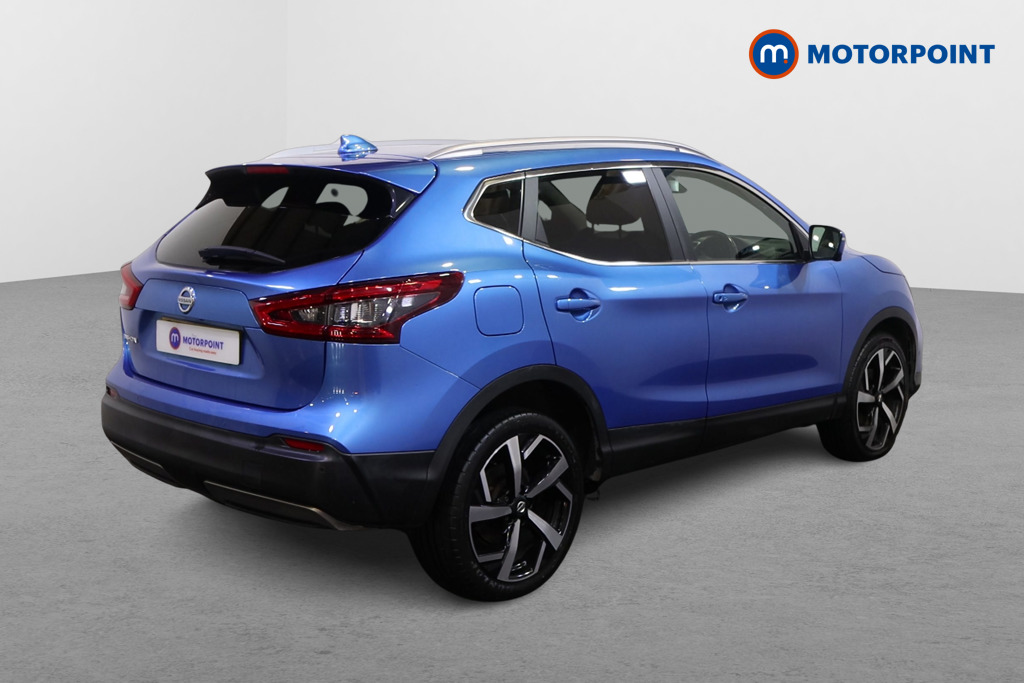 Nissan Qashqai Tekna Manual Petrol SUV - Stock Number (1579384) - Drivers side rear corner