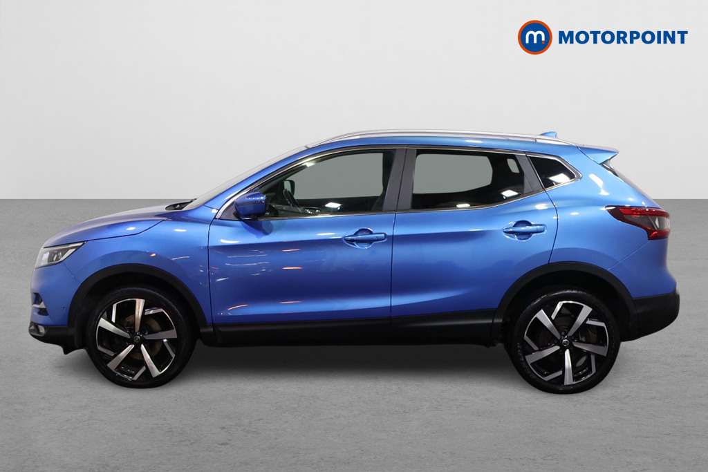 Nissan Qashqai Tekna Manual Petrol SUV - Stock Number (1579384) - Passenger side