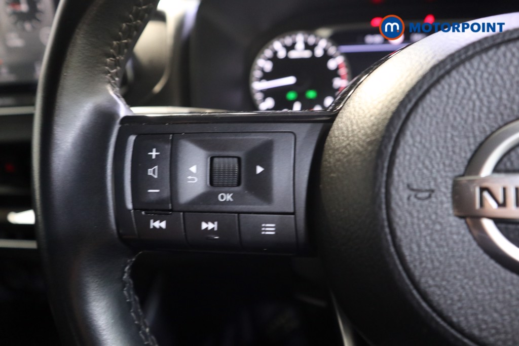 Nissan Qashqai Acenta Premium Manual Petrol SUV - Stock Number (1579743) - 4th supplementary image