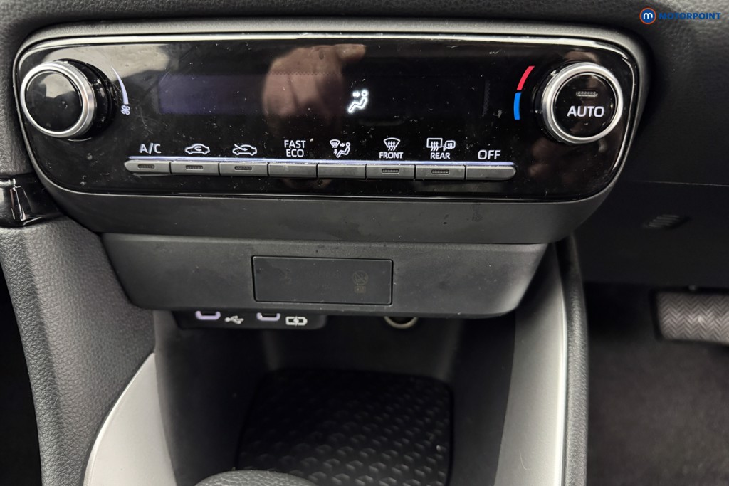 Mazda 2 Hybrid Centre Line Automatic Petrol-Electric Hybrid Hatchback - Stock Number (1580003) - 17th supplementary image
