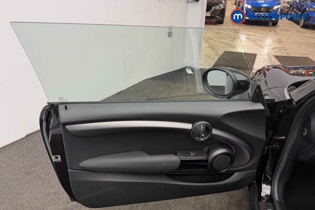 Mini Convertible Cooper Exclusive Manual Petrol Convertible - Stock Number (1580483) - 4th supplementary image