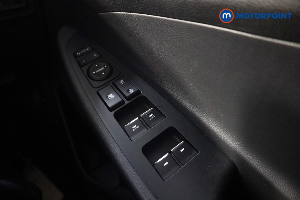 Hyundai Tucson Se Nav Manual Petrol SUV - Stock Number (1580564) - 6th supplementary image