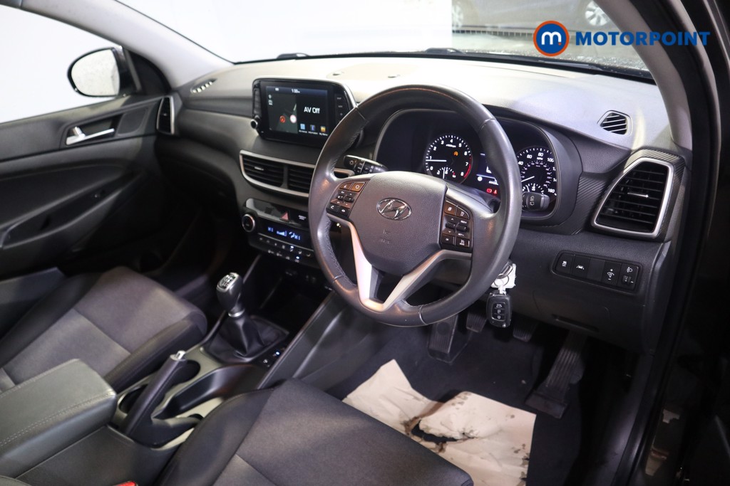 Hyundai Tucson Se Nav Manual Petrol SUV - Stock Number (1580564) - 1st supplementary image