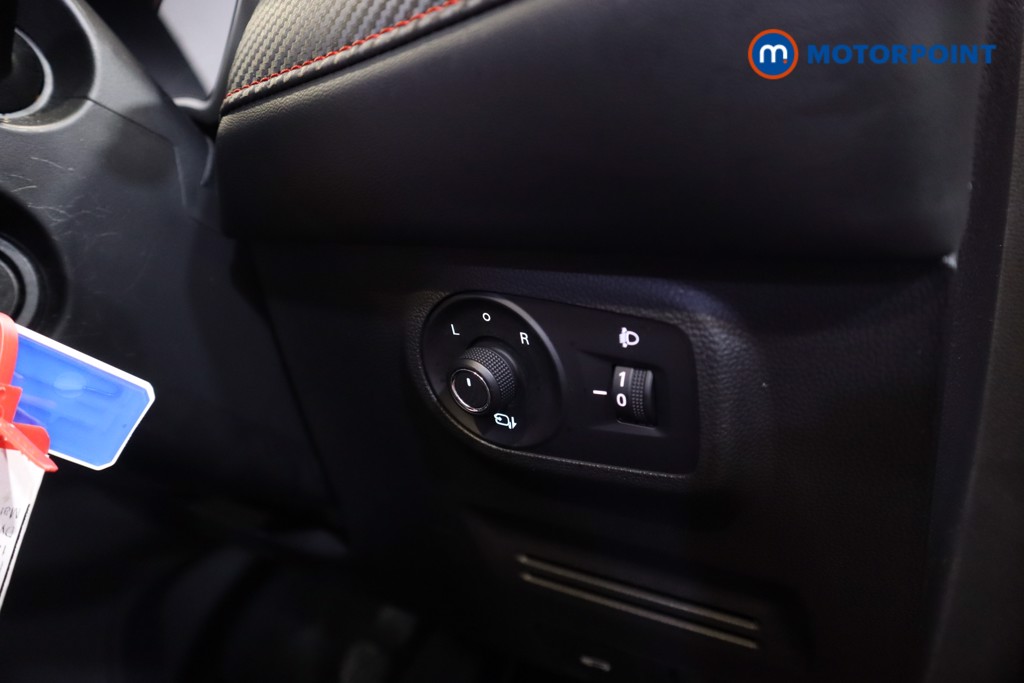 Mg Motor Uk ZS Exclusive Manual Petrol SUV - Stock Number (1580757) - 4th supplementary image