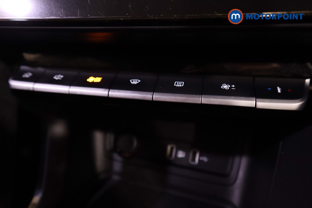 Mg Motor Uk ZS Exclusive Manual Petrol SUV - Stock Number (1580757) - 18th supplementary image