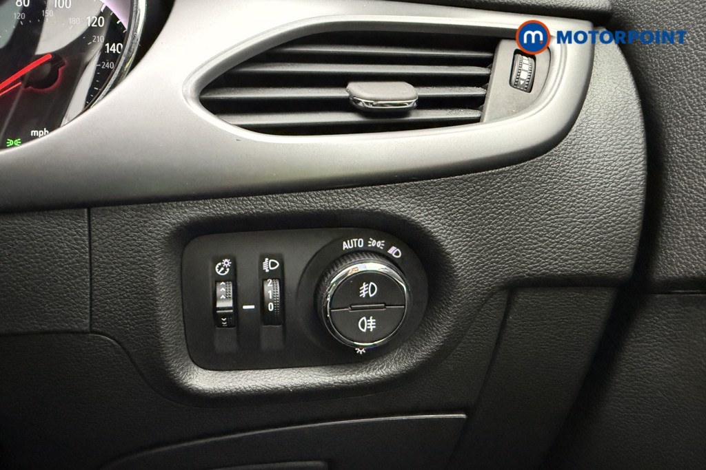 Vauxhall Astra Tech Line Nav Manual Petrol Hatchback - Stock Number (1581156) - 15th supplementary image