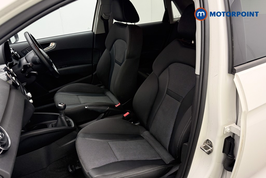Audi A1 Sport Nav Manual Petrol Hatchback - Stock Number (1581610) - 2nd supplementary image