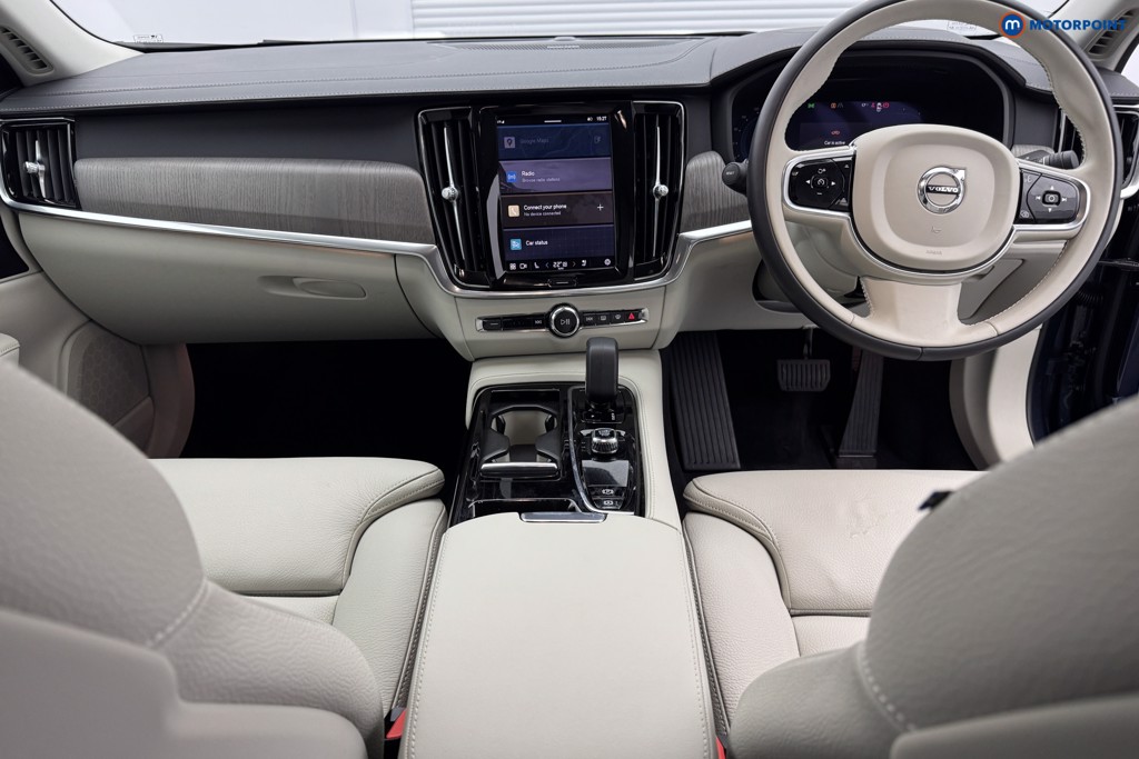 Volvo S90 Plus Automatic Petrol Plug-In Hybrid Saloon - Stock Number (1582024) - 12th supplementary image