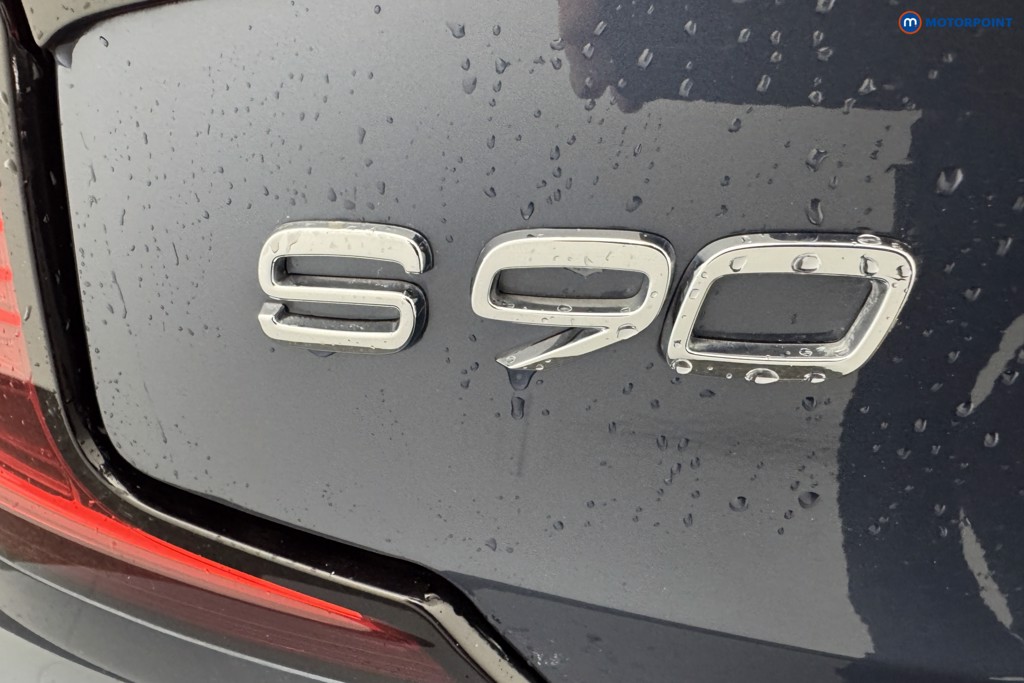 Volvo S90 Plus Automatic Petrol Plug-In Hybrid Saloon - Stock Number (1582024) - 32nd supplementary image