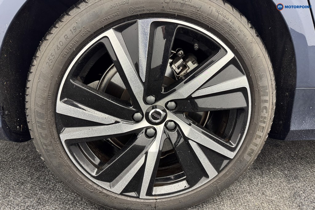 Volvo S90 Plus Automatic Petrol Plug-In Hybrid Saloon - Stock Number (1582024) - 33rd supplementary image