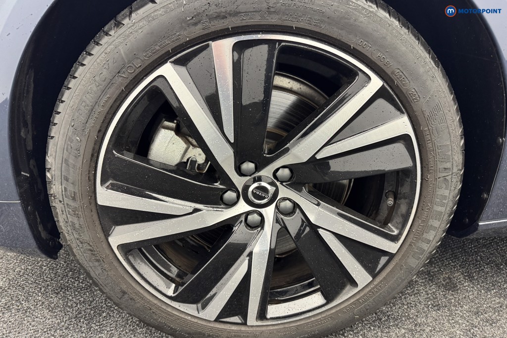 Volvo S90 Plus Automatic Petrol Plug-In Hybrid Saloon - Stock Number (1582024) - 35th supplementary image