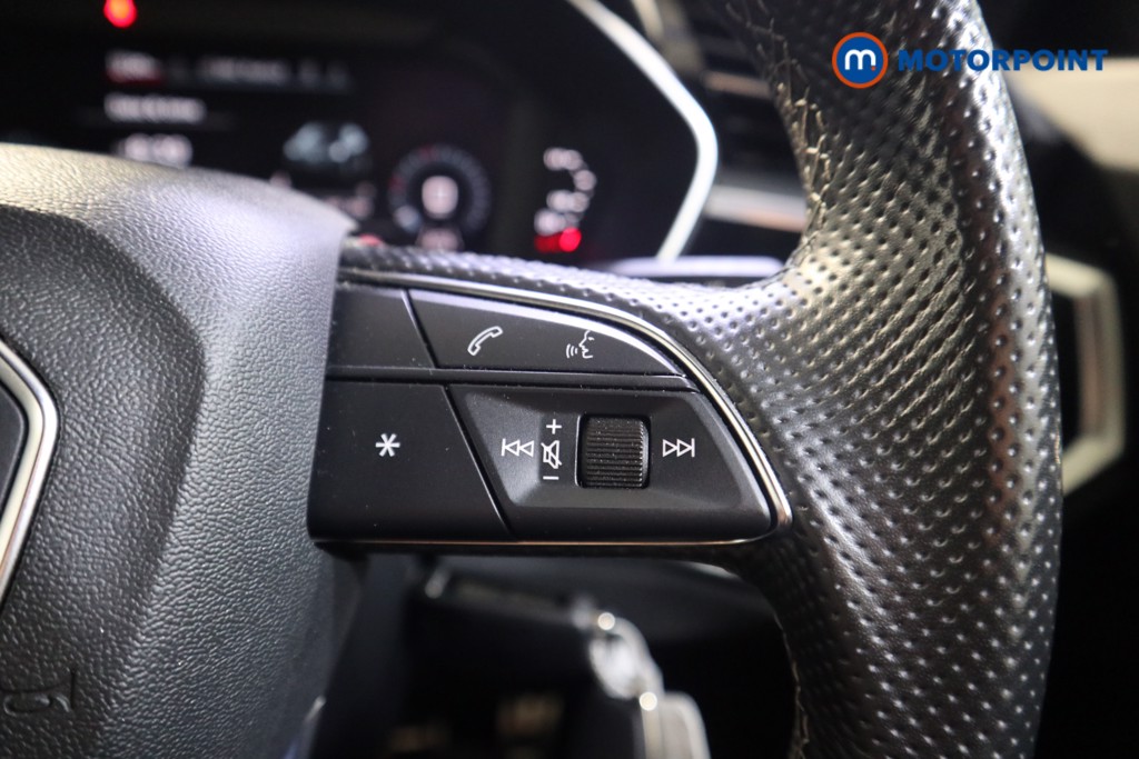 Audi Q3 Black Edition Manual Diesel SUV - Stock Number (1582128) - 5th supplementary image