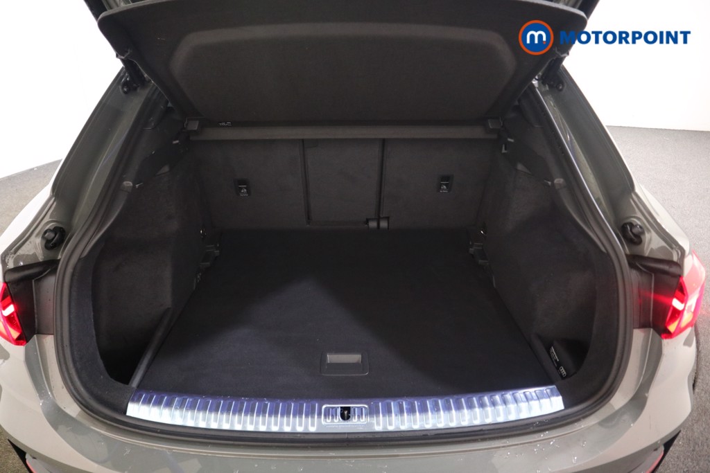 Audi Q3 Black Edition Manual Diesel SUV - Stock Number (1582128) - 16th supplementary image