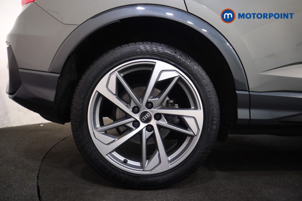 Audi Q3 Black Edition Manual Diesel SUV - Stock Number (1582128) - 18th supplementary image