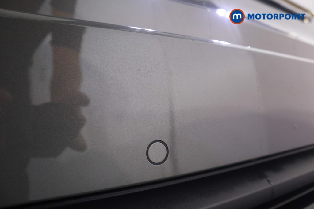 Audi Q3 Black Edition Manual Diesel SUV - Stock Number (1582128) - 22nd supplementary image