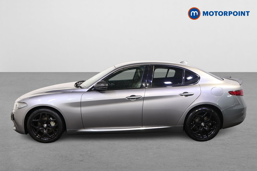 Alfa Romeo Giulia Nero Edizione Automatic Petrol Saloon - Stock Number (1582311) - Passenger side