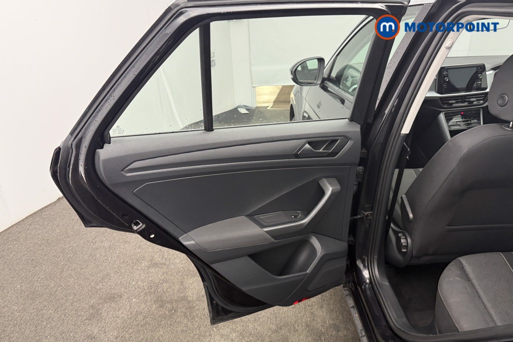 Volkswagen T-Roc Life Manual Petrol SUV - Stock Number (1582323) - 6th supplementary image