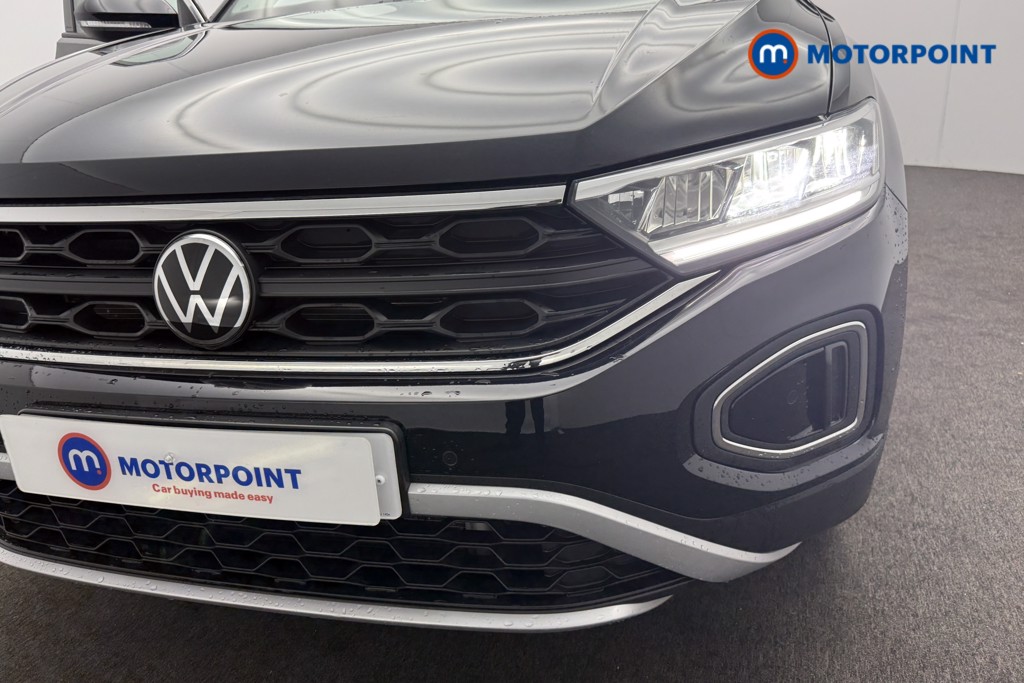 Volkswagen T-Roc Life Manual Petrol SUV - Stock Number (1582323) - 30th supplementary image