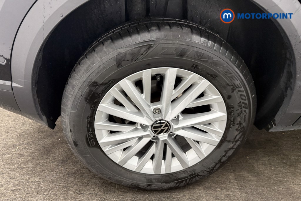 Volkswagen T-Roc Life Manual Petrol SUV - Stock Number (1582323) - 33rd supplementary image