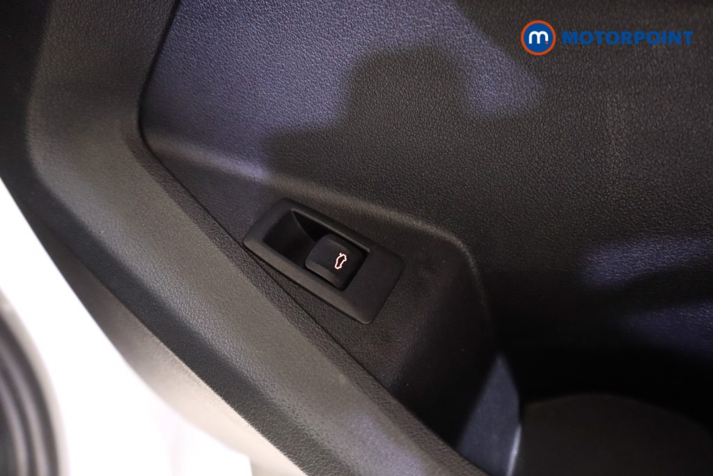 BMW 1 Series M Sport Automatic Petrol Hatchback - Stock Number (1582373) - 4th supplementary image