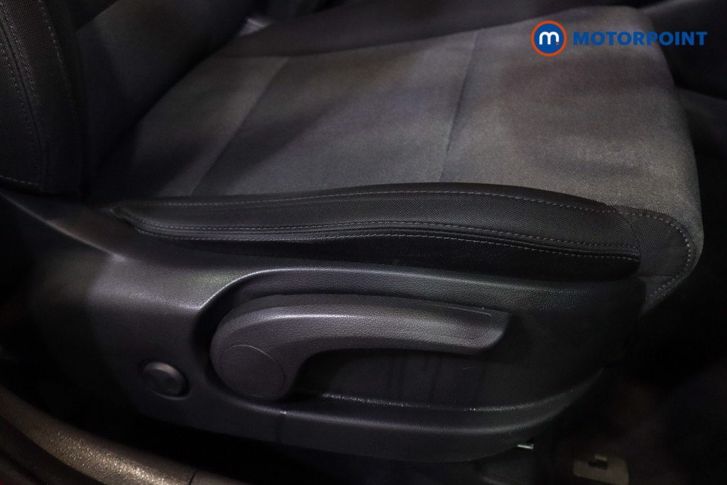 Hyundai Tucson Se Nav Manual Petrol SUV - Stock Number (1582407) - 6th supplementary image