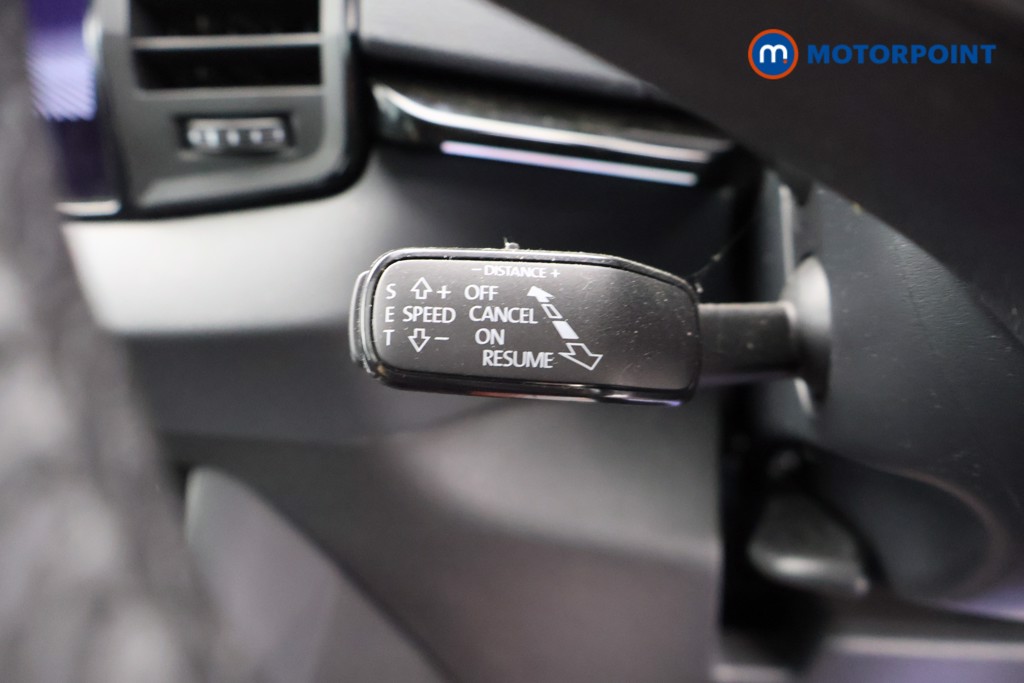 Skoda Karoq Sportline Edition Automatic Petrol SUV - Stock Number (1582569) - 5th supplementary image