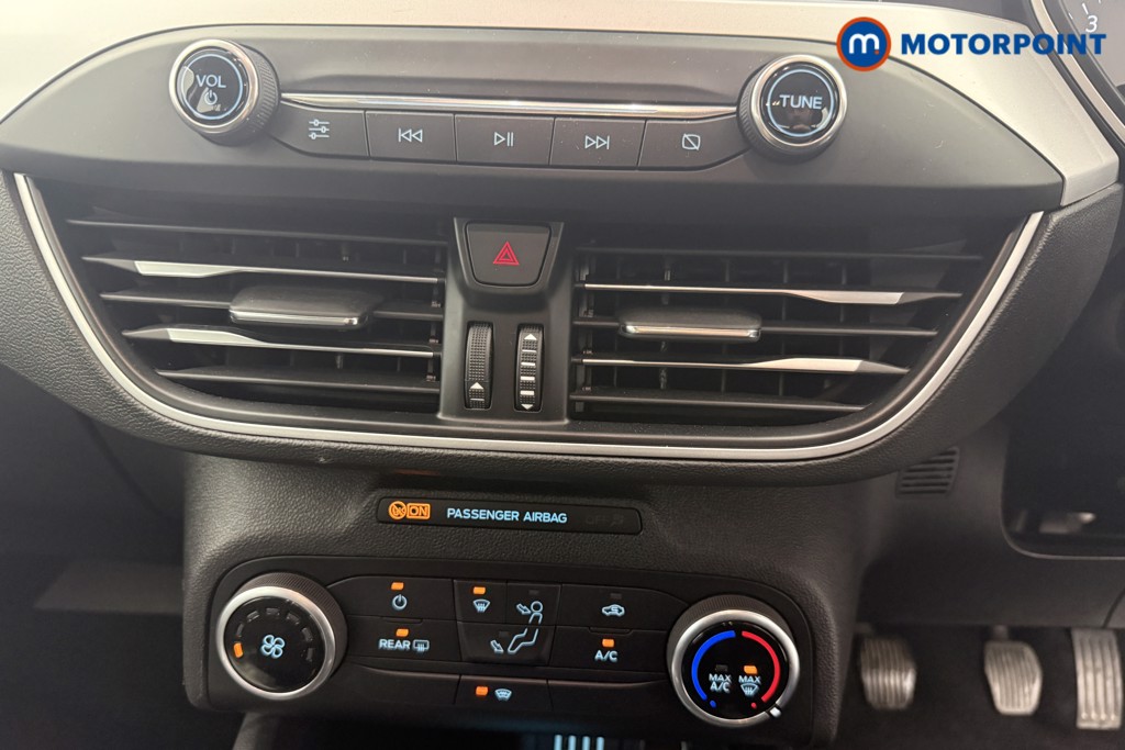 Ford Focus Zetec Edition Manual Petrol Estate - Stock Number (1582671) - 4th supplementary image