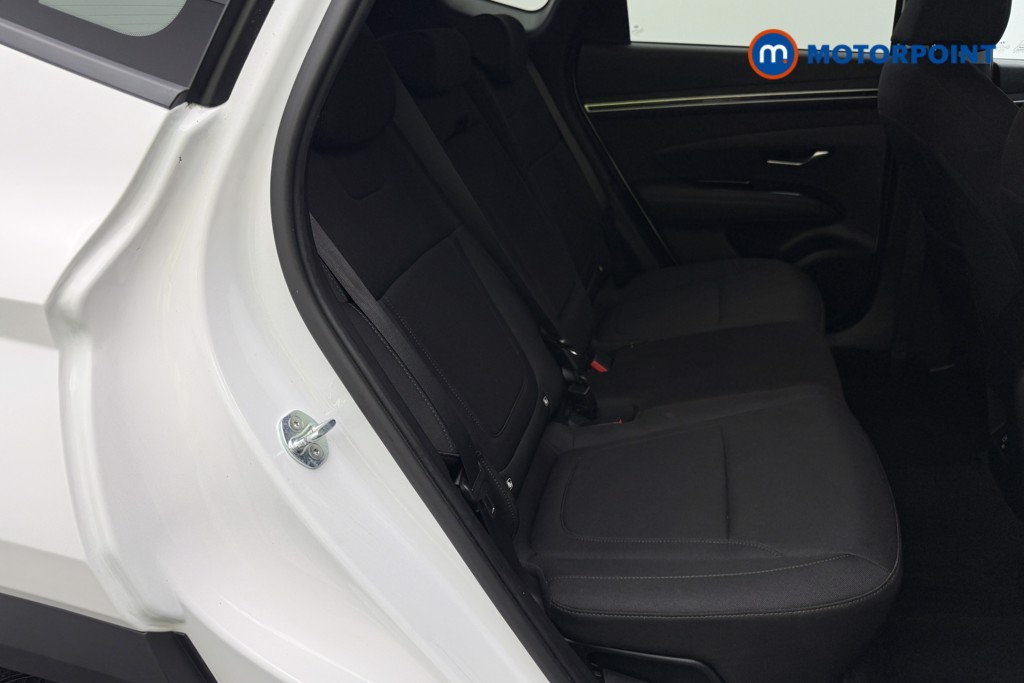 Hyundai Tucson Se Connect Manual Petrol SUV - Stock Number (1582680) - 14th supplementary image