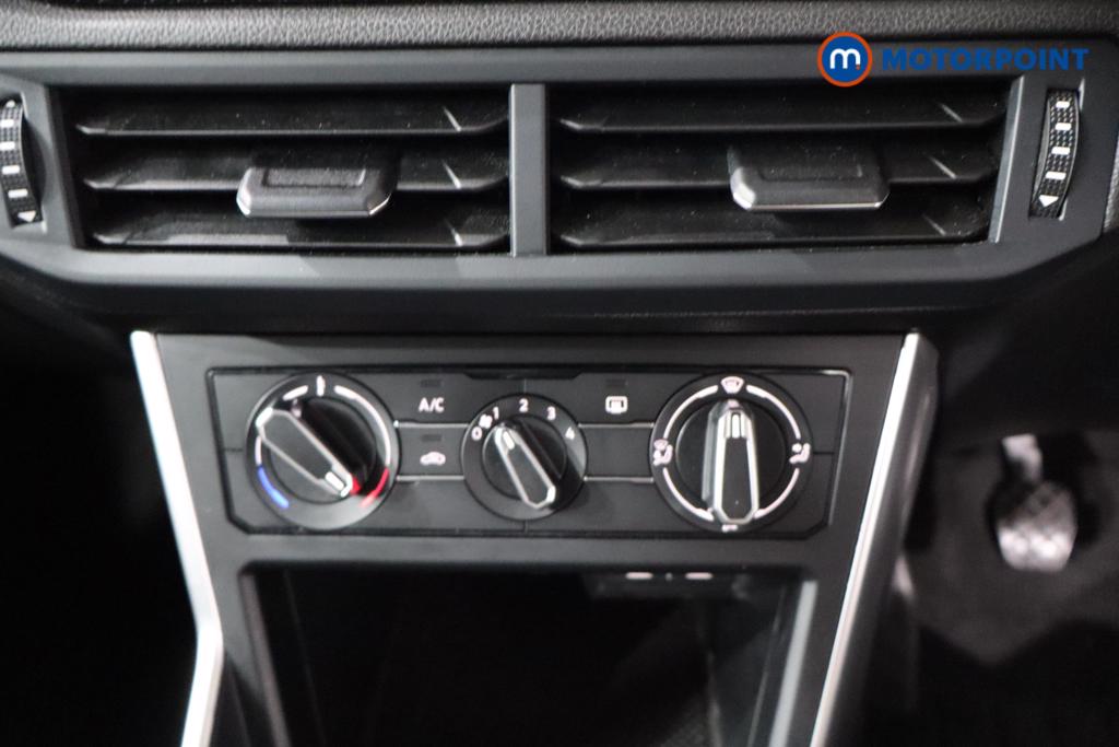 Volkswagen Polo Life Manual Petrol Hatchback - Stock Number (1582779) - 12th supplementary image