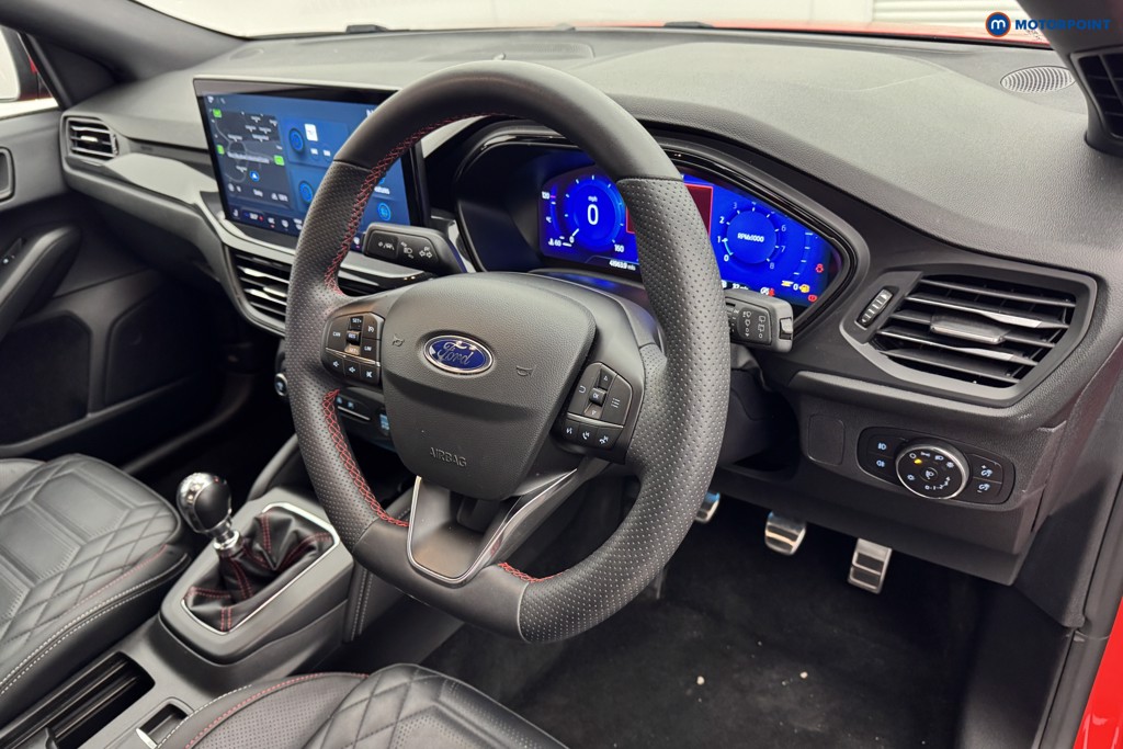Ford Focus St-Line Vignale Manual Petrol Hatchback - Stock Number (1583092) - 7th supplementary image