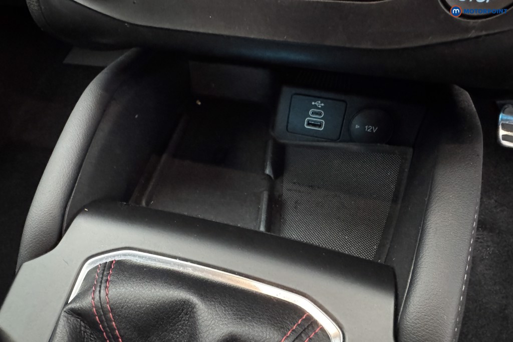 Ford Focus St-Line Vignale Manual Petrol Hatchback - Stock Number (1583092) - 16th supplementary image
