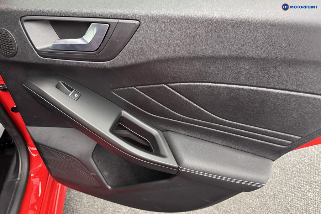 Ford Focus St-Line Vignale Manual Petrol Hatchback - Stock Number (1583092) - 25th supplementary image