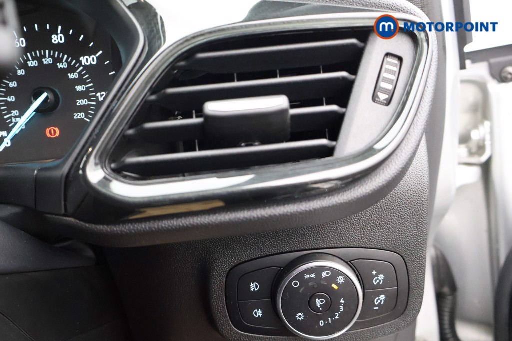 Ford Fiesta St-Line Manual Petrol Hatchback - Stock Number (1583093) - 9th supplementary image