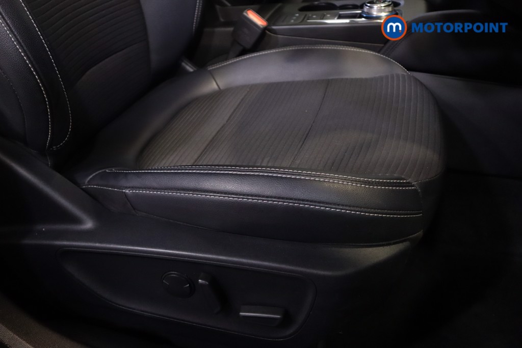 Ford Kuga Titanium Edition Automatic Diesel SUV - Stock Number (1583360) - 6th supplementary image