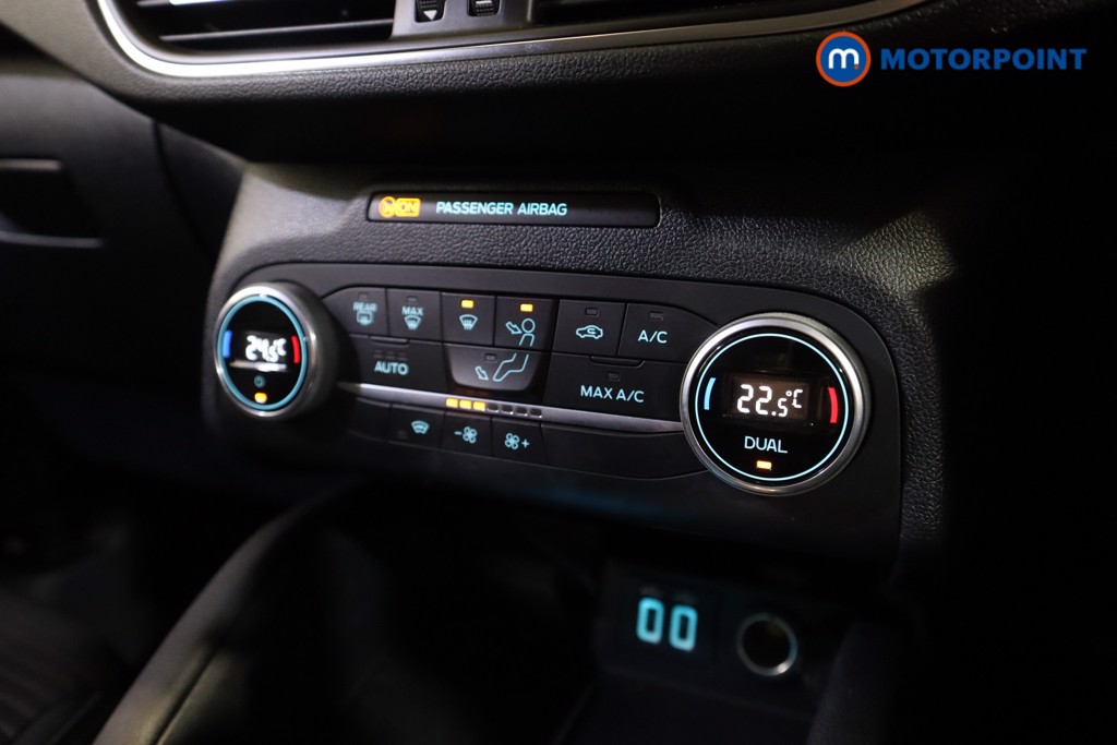 Ford Kuga Titanium Edition Automatic Diesel SUV - Stock Number (1583360) - 17th supplementary image