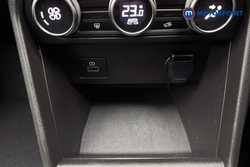 Dacia Sandero Stepway Prestige Automatic Petrol Hatchback - Stock Number (1583558) - 15th supplementary image