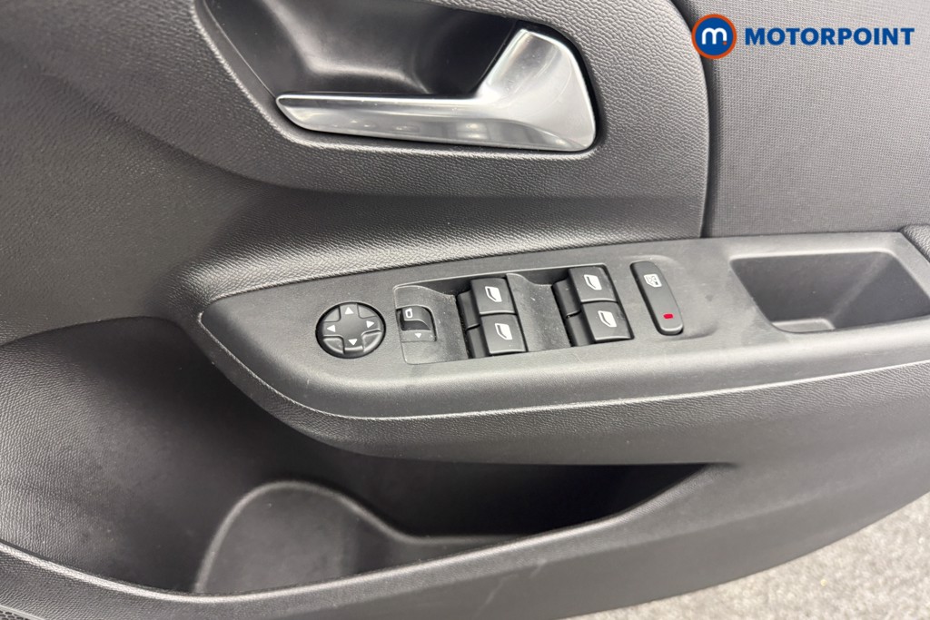 Vauxhall Corsa Design Manual Petrol Hatchback - Stock Number (1583600) - 8th supplementary image