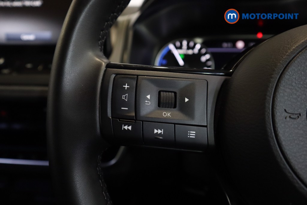 Nissan Qashqai Acenta Premium Automatic Petrol-Electric Hybrid SUV - Stock Number (1583638) - 8th supplementary image