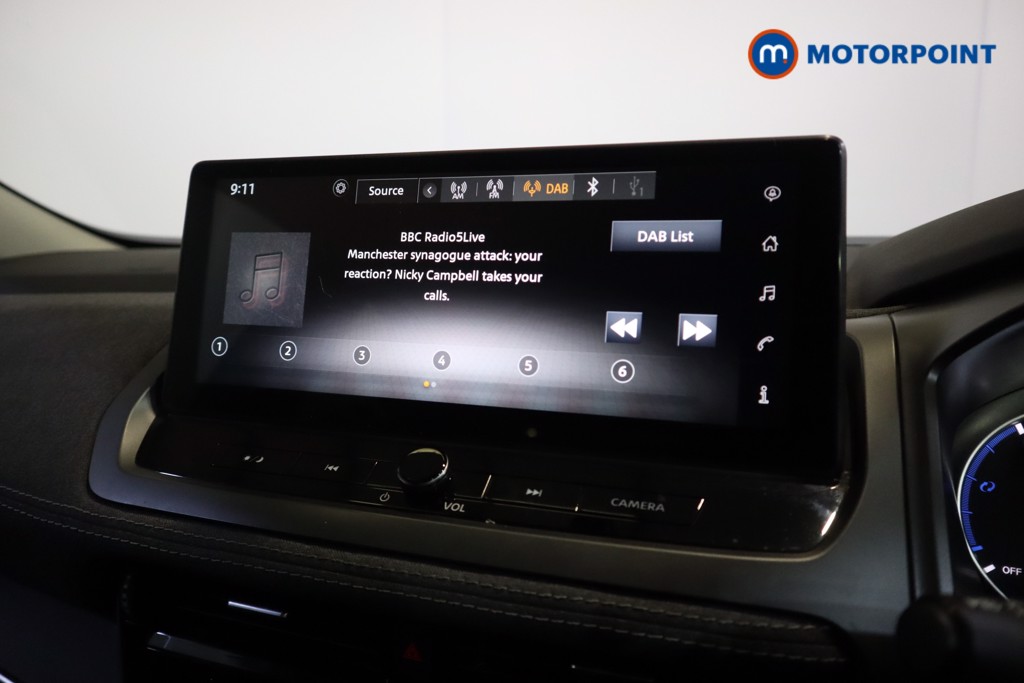 Nissan Qashqai Acenta Premium Automatic Petrol-Electric Hybrid SUV - Stock Number (1583638) - 16th supplementary image