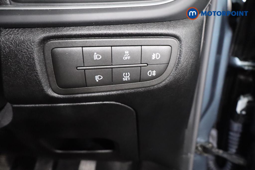 Fiat Tipo Cross 1.0 5Dr Manual Petrol Hatchback - Stock Number (1583826) - 14th supplementary image