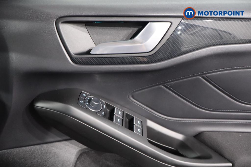 Ford Focus St-Line X Automatic Petrol Hatchback - Stock Number (1583848) - 15th supplementary image