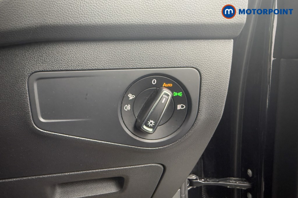 Volkswagen Tiguan R-Line Automatic Petrol SUV - Stock Number (1583942) - 17th supplementary image