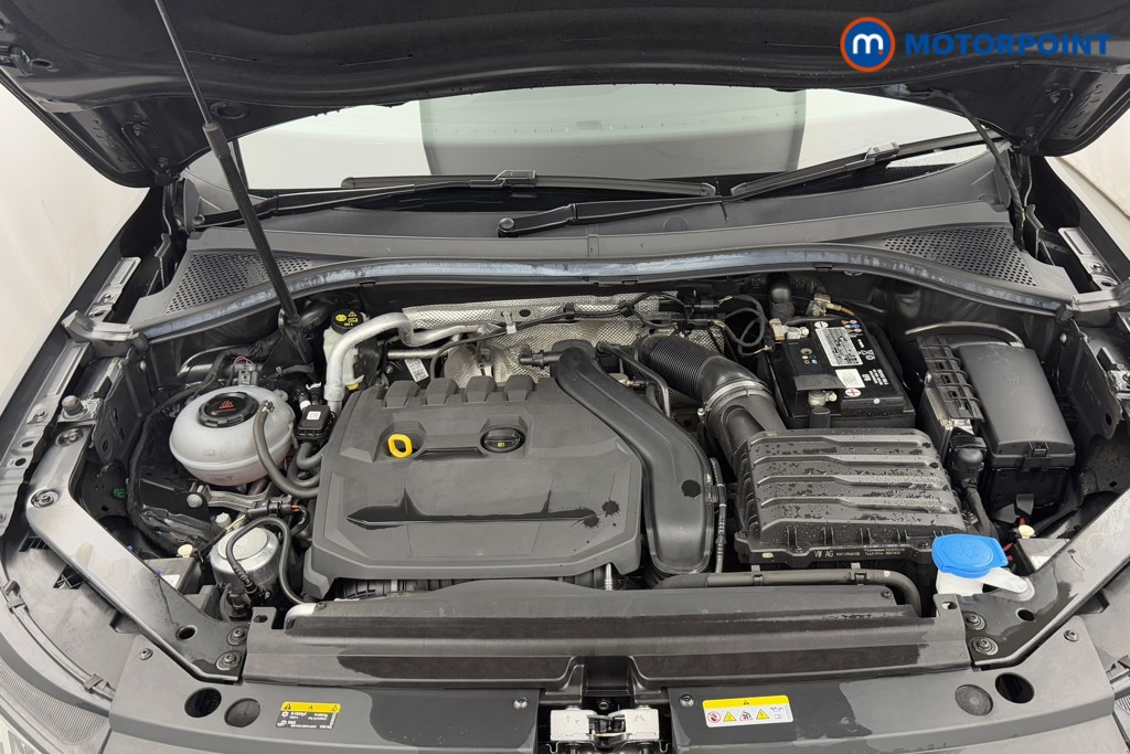 Volkswagen Tiguan R-Line Automatic Petrol SUV - Stock Number (1583942) - 30th supplementary image